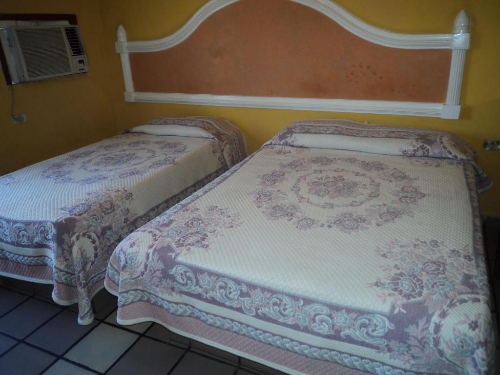Hotel Del Valle لوس موتشيس الغرفة الصورة